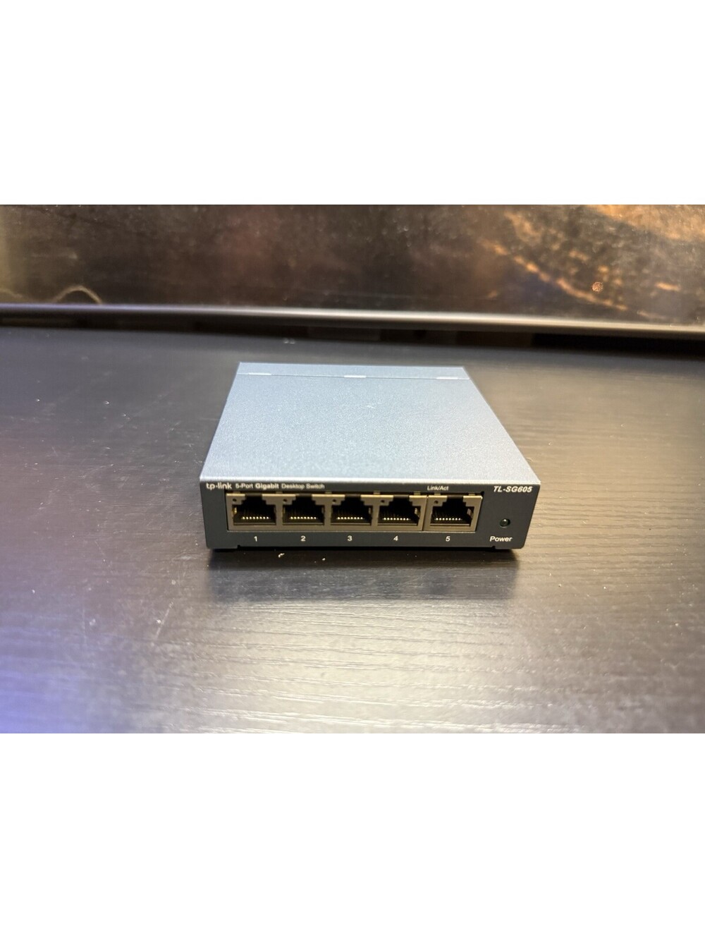 TP-Link TL-SG605 5-Port Gigabit Ethernet Unmanaged Desktop Switch Metal